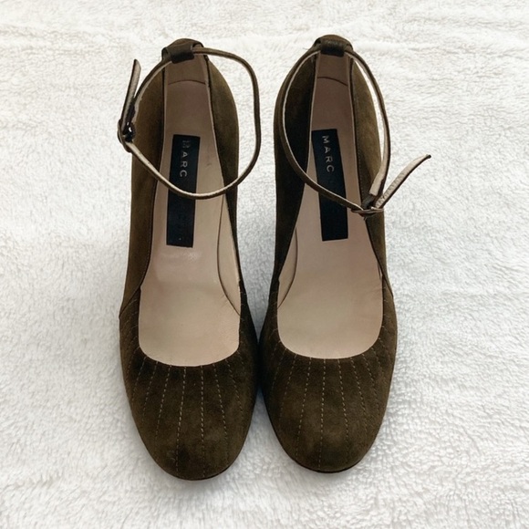 Marc Jacobs Olive Green Suede Mary Jane Heels Pumps with Ankle Strap, size 7 - Picture 2 of 10